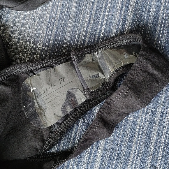 New FREE PEOPLE Black Tie Strap Bodysuit Size S - Picture 12 of 16